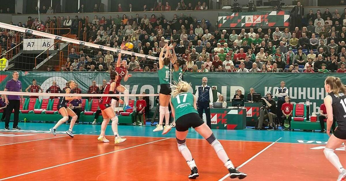 Lokomotiv Volleyball Players in Kaliningrad Celebrate Anniversary with Victorious Win against Tulitsa