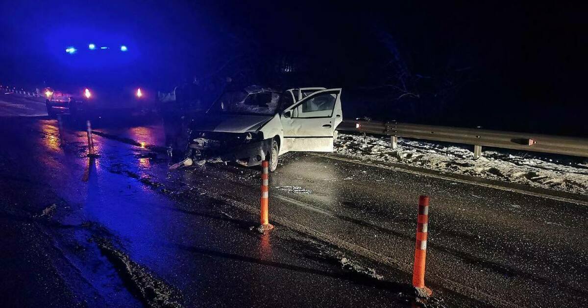 В Гвардейском районе водитель легковушки не справился с управлением ...