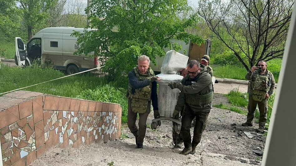 Губернатор калининградской области антон алиханов фото