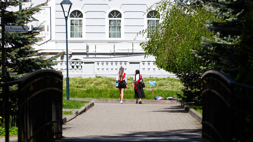 В калининградских школах сегодня прозвенит последний звонок - Новости Калининграда