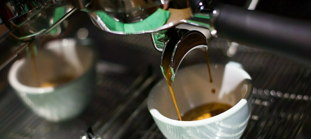 Врач сообщил, сколько чашек кофе можно пить без вреда для здоровья 