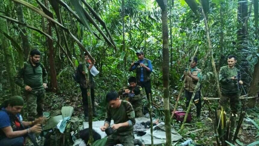 В джунглях Колумбии нашли детей, пропавших больше месяца назад после авиакрушения   - Новости Калининграда | Фото: соцсети президента Колумбии Густаво Петро