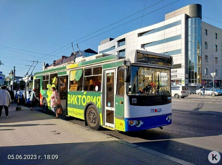 «Ситуация требует разбирательства»: мэрия — о сходе автобусов с линии в час пик  - Новости Калининграда | Фото читателя