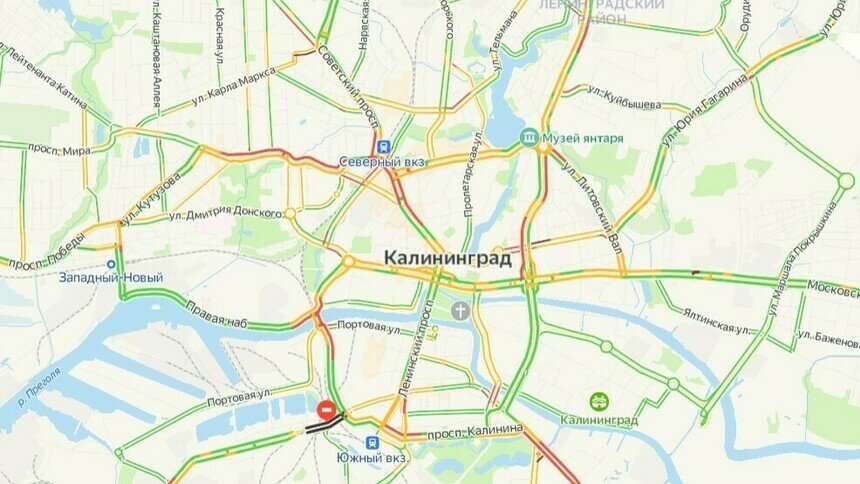 Центр Калининграда днём в пятницу встал в пробках - Новости Калининграда | Скриншот сервиса «Яндекс. Карты»