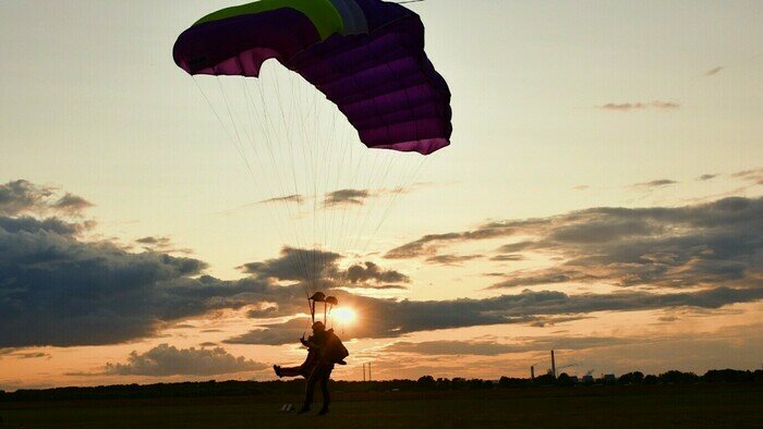 На «Небофесте» можно будет узнать о парашютном спорте и прыгнуть самому - Новости Калининграда