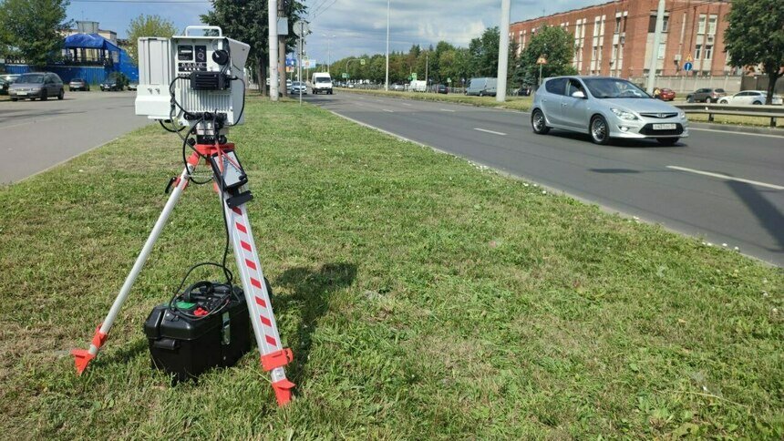 На калининградских дорогах ловить нарушителей помогут пять новых передвижных радаров - Новости Калининграда | Фото: пресс-служба правительства Калининградской области