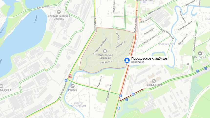 На подъезде к петербургскому кладбищу, где накануне похоронили Пригожина, выстроилась огромная пробка - Новости Калининграда | Скриншот сервиса «Яндекс.Карты»