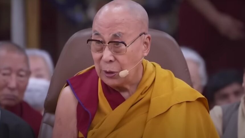 «У меня есть такая сила»: Далай-лама поставил цель дожить до 110 лет - Новости Калининграда | Скриншот видеозаписи на YouTube