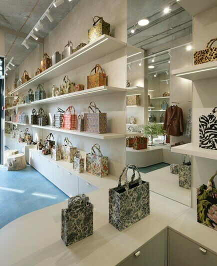 VUA-LYA — открытие фирменного магазина сумок и аксессуаров в Калининграде - Новости Калининграда