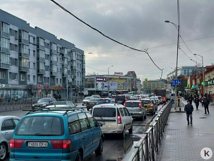 В Калининграде из-за ДТП в центре города встали трамваи (фото) - Новости Калининграда | Фото Михаила Лаврускайтиса