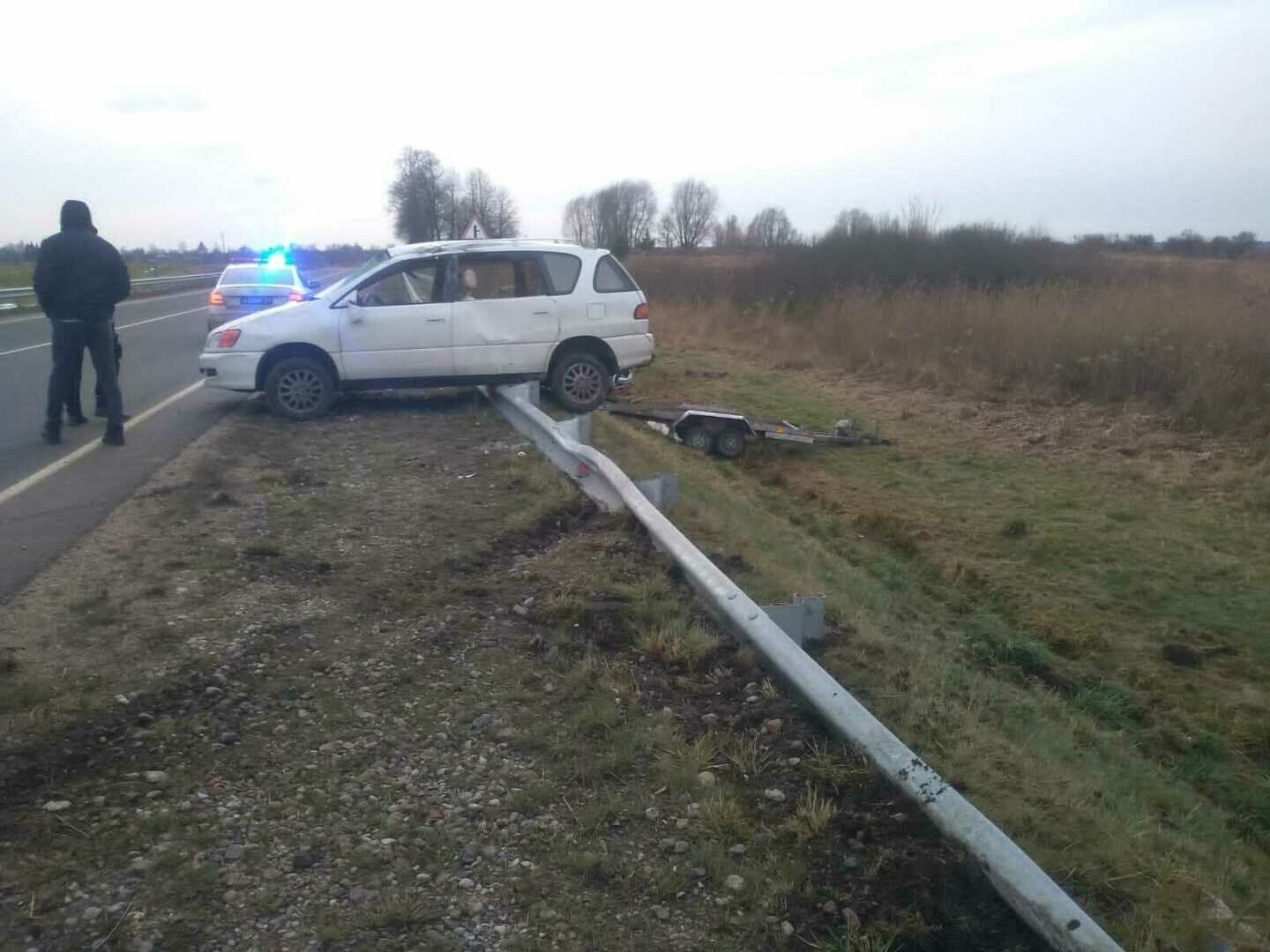 В полиции рассказали подробности ДТП на трассе Большаково — Советск, где в  кювет вылетели 3 авто и прицеп - Новости Калининграда