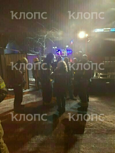 В переулке Гагарина произошёл пожар в жилом доме (фото) - Новости Калининграда | Фото: Очевидец