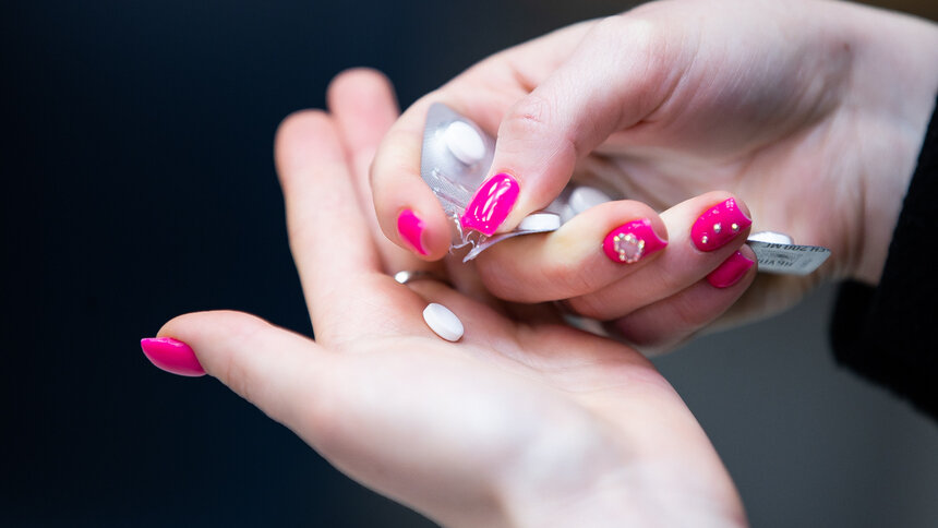 Терапевт рассказал, чем опасен приём антибиотиков при ОРВИ - Новости ...