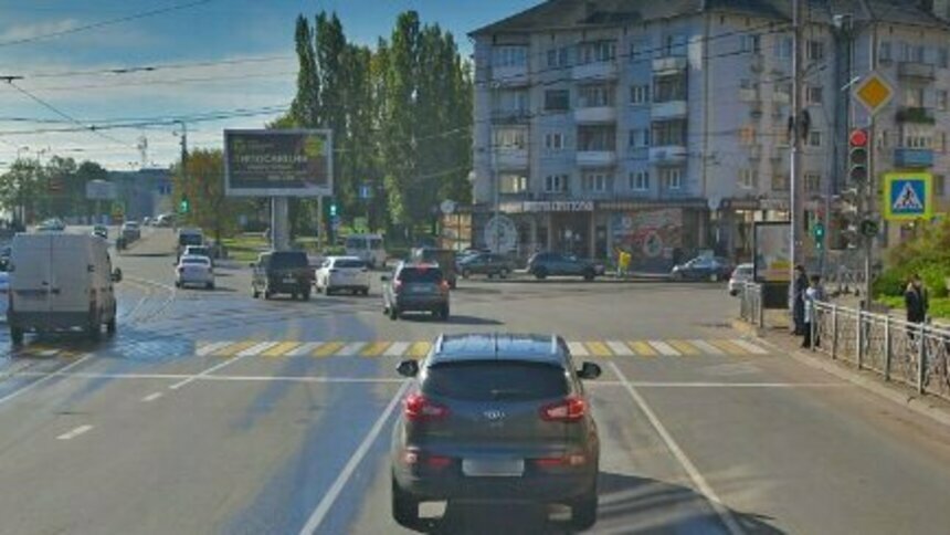 На Ленинском проспекте синхронизировали светофоры, которые путали водителей - Новости Калининграда
