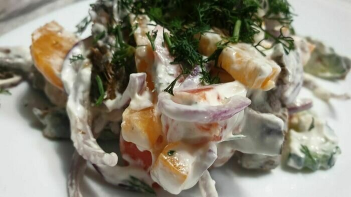 Волжский салат с солёными грибами  | Фото предоставила Лидия Заева 