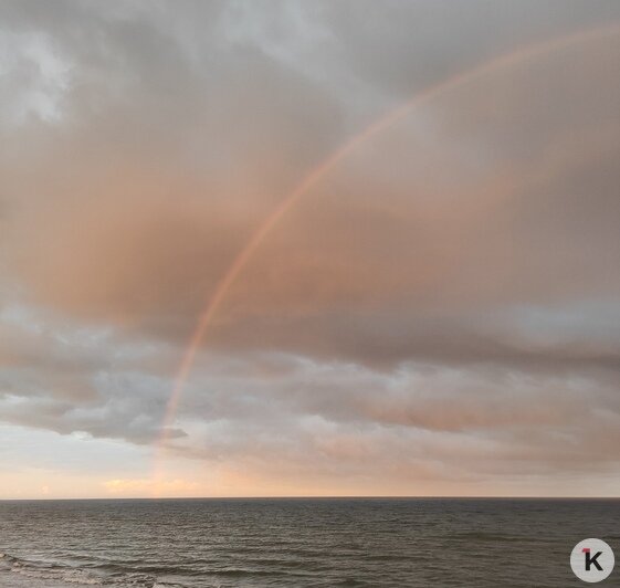 На калининградском побережье наблюдали редкое явление — монохромную радугу - Новости Калининграда | Фото предоставил Сергей Киселёв