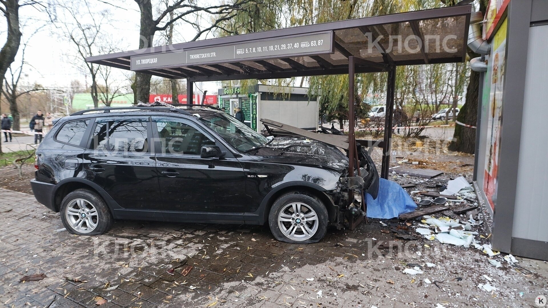 На 3 секунды подошёл бы позже автобус — жертв могло быть больше»: очевидец  рассказал о ДТП на Киевской (фото, видео) - Новости Калининграда