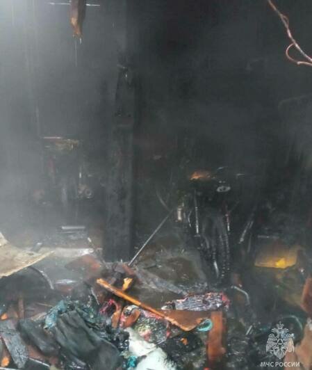 В Мамоново загорелся гараж, пострадал 16-летний подросток (фото, видео)  - Новости Калининграда | Фото: пресс-служба МЧС региона