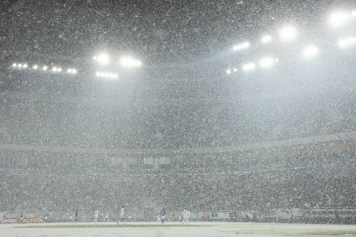 Поражение в снегопад: «Балтика» проиграла московскому «Спартаку»  (фоторепортаж) - Новости Калининграда