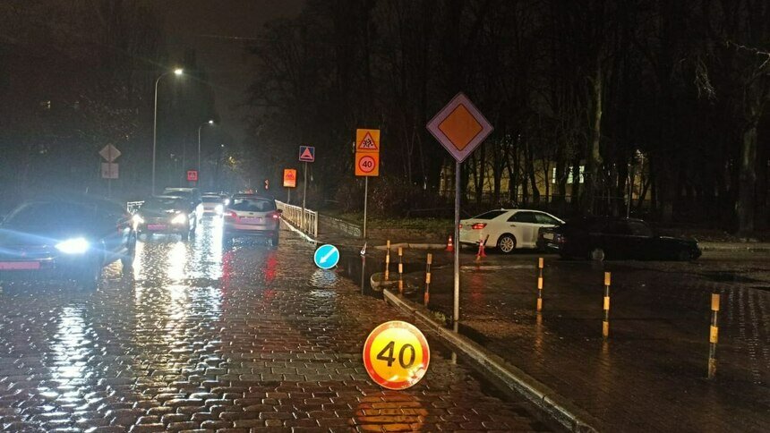 На повороте у лицея №49 женщина выскочила на дорогу и попала под колёса авто  - Новости Калининграда | Фото: пресс-служба регионального УМВД