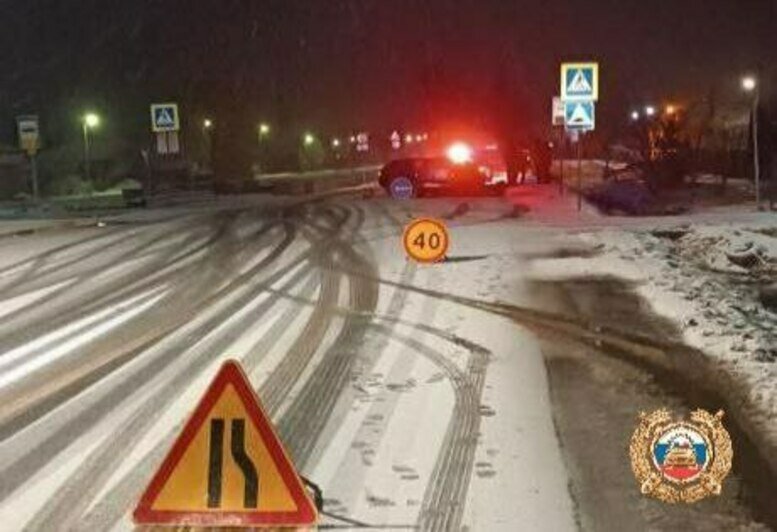 В Гусевском районе столкнулись два автомобиля, пострадали три ребёнка ...