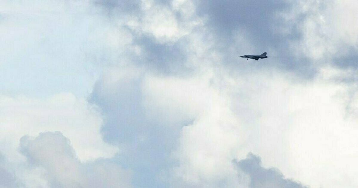 калининград аэропорт храброво табло вылета. рейс в калининград. карта полетов внуково. карта полета москва калининград самолет. самолет нижний новгород калининград.