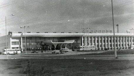 В госархиве показали, как выглядел калининградский аэропорт в конце 80-х (фото)