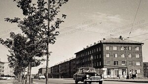 Узкий Ленинский проспект и низкорослые хрущёвки: как выглядел район «Плазы» в 60-х (фото)