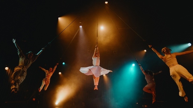 Большой театр и петербургский цирк на сцене калининградской драмы: 4 постановки фестиваля «Башня» 