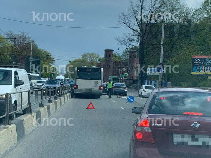 На Моспроспекте из-за двух ДТП образовались пробки (фото)   - Новости Калининграда | Фото: очевидец