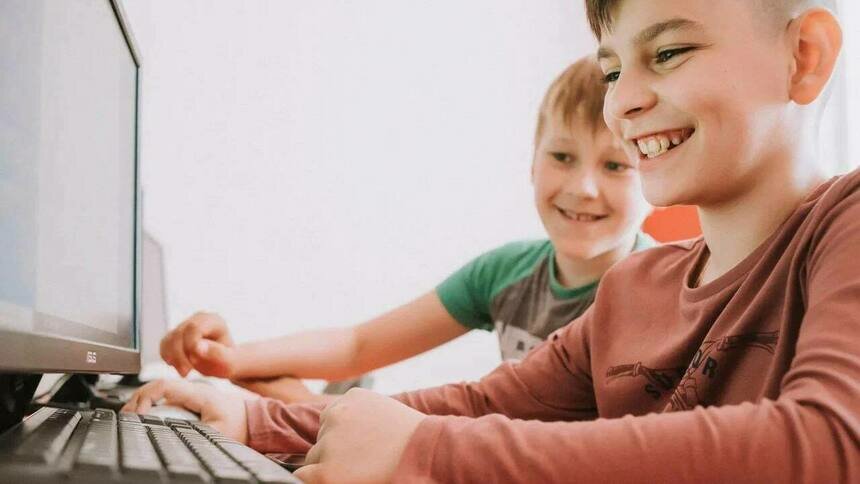 «Компьютерная Академия ТОП» предлагает раскрыть творческий потенциал ребёнка на пробном уроке по созданию игры Roblox - Новости Калининграда