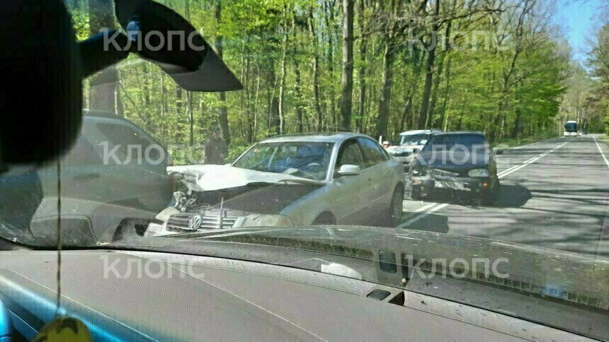 На Балтшоссе столкнулись три автомобиля (фото)    - Новости Калининграда | Фото: очевидец