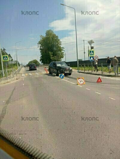 На въезде в Константиновку столкнулись два автомобиля (фото)   - Новости Калининграда | Фото: очевидец