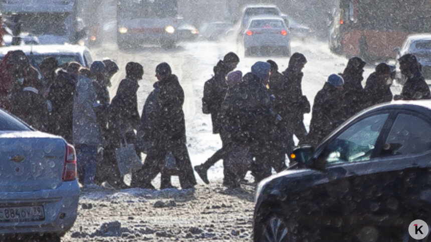 Машины буксуют, автобусы меняют маршруты: что происходит на дорогах ...