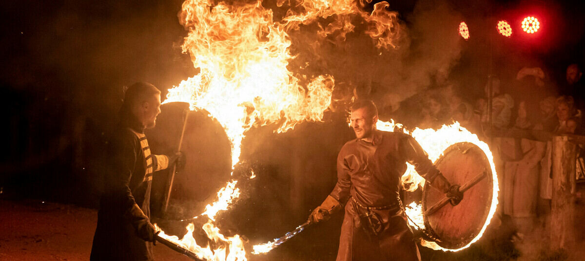 Приёмы рукопашного боя для начинающих. Тайдзюцу ниндзюцу. Боевые упражнения. Боевые искусства овладеть. Ушу шаолинь базовые упражнения с шестом.