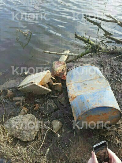 В реке Товарной рыбаки нашли бочку с боеприпасами (фото)   - Новости Калининграда | Фото: очевидец