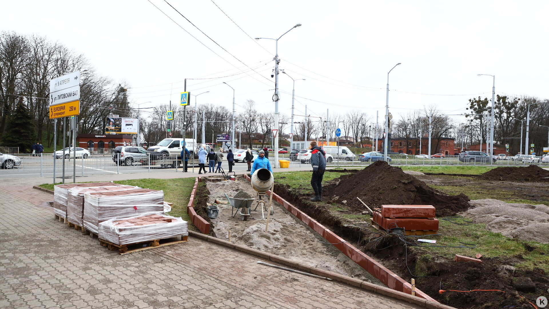 Горсовет: 90% тротуаров в Калининграде не предназначены для механизированной  уборки - Новости Калининграда