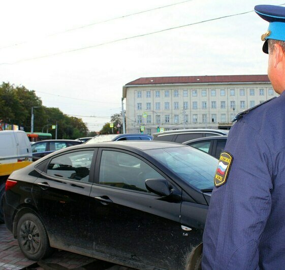 У калининградки арестовали машину за долги по налогам и штрафам на 4 млн рублей (фото) - Новости Калининграда | Фото: пресс-служба УФССП России по Калининградской области