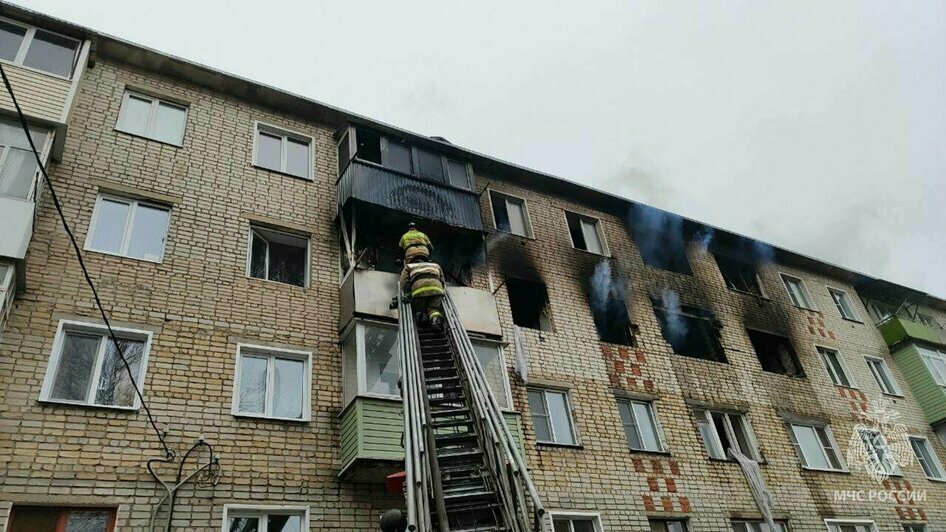 «Дождь» в самолёте и разбившаяся под Калининградом сотрудница полиции: 14 событий, которые обсуждали в выходные  - Новости Калининграда | Фото: МЧС России 