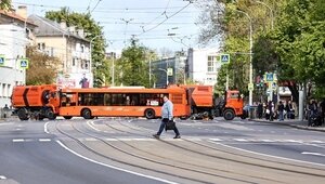Движение запрещено, автобусы поедут в объезд: 9 мая в Калининграде в центре и в других микрорайонах будут перекрыты улицы  