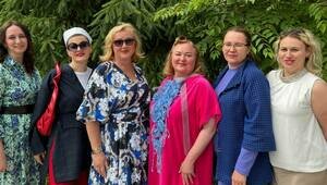 «Все мужчины смотрели с восторгом»: как калининградки возвращают моду на элегантность и учатся не стесняться красоты