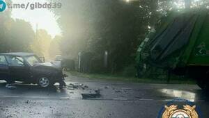 В Гвардейском районе мусоровоз отправил на свалку легковушку, а её водителя — в больницу