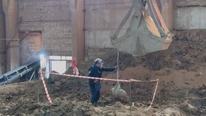 В Калининграде на завод по выпуску керамзита вместе с грунтом завезли авиабомбу весом 100 кг (видео)  