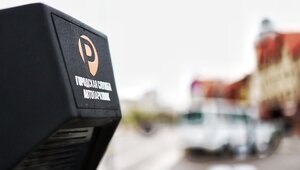 В Калининграде посетителям ГАИ разрешили бесплатно парковаться на стоянке напротив Центрального рынка