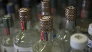 За год взрослый житель Калининградской области выпивает почти 8 литров спиртного — аналитики