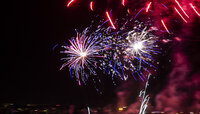 «Огненных художников» перед Новым годом предупредили о штрафах за запуск салютов