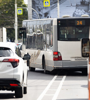 В калининградских автобусах по-прежнему будут объявлять остановки на двух языках