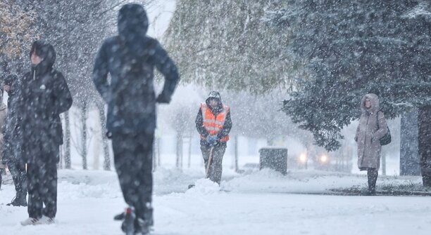 «Дворник наш до света встал, что есть силы снег метал»: музыкальный дайджест калининградских новостей за неделю (видео)  