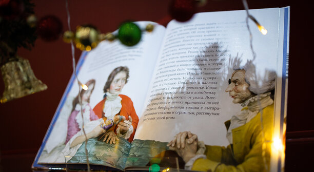 Где в Калининграде найти следы яркого мистика XVIII века, подарившего миру символ Рождества и Нового года 