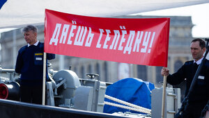 Солёная рыба под тёплой одеждой: гастроэнтеролог рассказал о пользе новогоднего салата